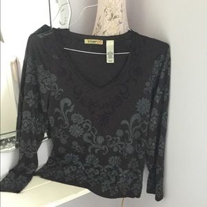 V-neck pullover jersey top